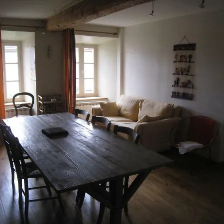 35 Carrer D'amont شقة *